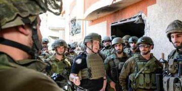 تسريب لوفد التفاوض الإسرائيلي: نتنياهو يُعرقل إتمام صفقة التبادل مع “حماس” والمفاوضات بشكلها الحالي قد تستمر عامًا