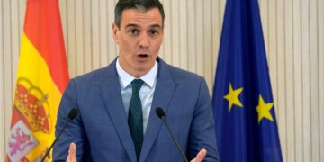 رئيس الوزراء الإسباني يصف الهجمات الإسرائيلية على غزة بـ”المذبحة” ويؤكد أن بلاده ستعترف بالدولة الفلسطينية قريبًا