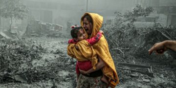 بـ28 صوتًا.. “مجلس حُقوق الإنسان” يتبنّى قرارًا يدعو لمُحاسبة إسرائيل على جرائم حرب بغزة ويُعبّر عن قلقٍ بالغٍ إزاء تقارير عن انتهاكاتٍ خطيرة لحُقوق الإنسان.. والاحتلال يصفه بأنه “نصٌّ مُشوّه”