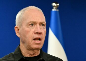 غالانت: إسرائيل عاشت “أكثر ليلة دراماتيكية” بتاريخها على الاطلاق في ظل الرد العسكري الانتقامي الإيراني