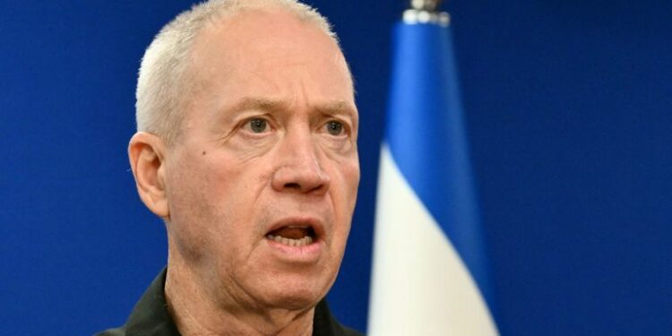 غالانت: إسرائيل عاشت “أكثر ليلة دراماتيكية” بتاريخها على الاطلاق في ظل الرد العسكري الانتقامي الإيراني