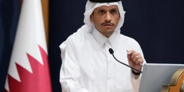 رئيس الوزراء القطري: عودة النازحين لشمال غزة العائق الرئيسي الذي يُعرقل التوصل لاتفاق تهدئة بين حماس وإسرائيل