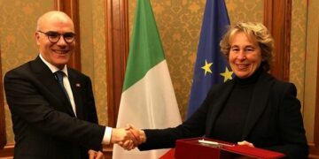 السيناتورة الإيطالية ستيفانيا كراكسي تزور تونس الأسبوع القادم