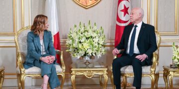 رئيسة الحكومة الإيطالية جورجيا ميلوني في زيارة عمل لتونس لبحث عدة ملفات منها الهجرة وتوقيع عدة اتفاقيات