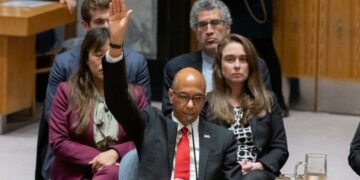 “الفيتو” الأمريكي تسقط قرار مشروع منح فلسطين العضوية الأممية الكاملة .. والسلطة الفلسطينية تندد