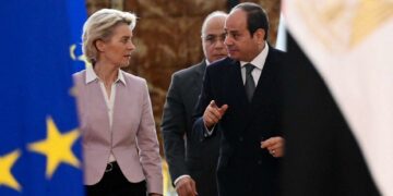 الإتحاد الأوروبي يعتزم تقديم مليار يورو إلى مصر