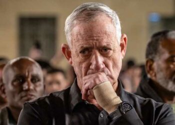 ضربة جديدة لنتنياهو.. غانتس يُجهز نفسه للانسحاب من الحكومة الإسرائيلية ويقترح تشكيل لجنة تحقيق بهجوم 7 أكتوبر