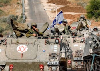 وزير إسرائيلي يهدد باجتياح جنوب لبنان واحتلال مساحات كبيرة من الأراضي ويؤكد: نقترب من حرب شاملة مع “حزب الله”