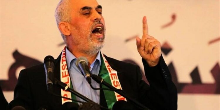 قيادي بحركة “حماس” يكشف: الاتصال مع الضيف والسنوار في غزة متواصل وله أساليبه وأدواته وقدرات المقاومة لا تزال عالية