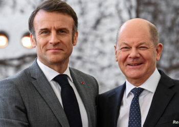 الأولى لرئيس فرنسي منذ نحو ربع قرن.. ماكرون يزور ألمانيا