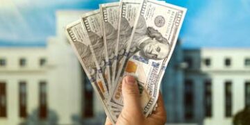 تقرير: أميركا تواجه عجزا بنحو 2 تريليون دولار