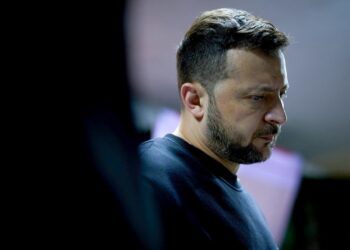 زيلينسكي يدعو الرئيسين الأميركي والصيني لحضور القمة من أجل السلام في أوكرانيا