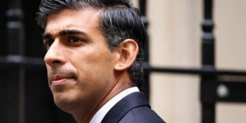 سوناك: بريطانيا لن تغير موقفها بشأن تراخيص تصدير الأسلحة لإسرائيل