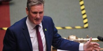 الغارديان: العمال البريطاني قد يتعهد بالاعتراف بالدولة الفلسطينية في برنامجه الانتخابي في الوقت المناسب ضمن محادثات سلام