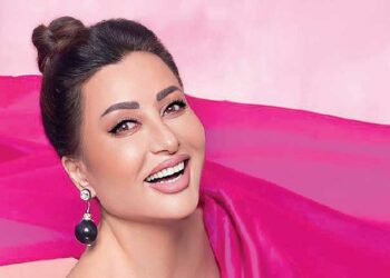 تكريم النجمة لطيفة التونسية في مهرجان الإبداع العربي بالقاهرة