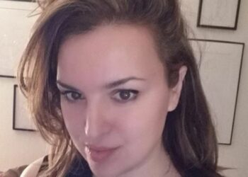 صحيفة بريطانية تكشف تفاصيل جديدة عن سيدة الـ”بيجر”