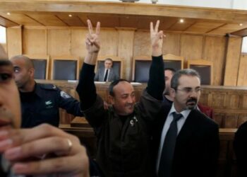 صنداي تايمز: الإفراج عن “مانديلا فلسطين” قد ينهي حرب غزة ومخاوف من قيام اسرائيل باغتياله في زنزانته