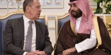 بن سلمان ولافروف يبحثان العلاقات الثنائية والتطورات الإقليمية.. وموسكو توجه له الدعوة لحضور قمّة بريكس بروسيا في أكتوبر