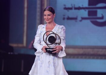 صبا مبارك تهدي تكريم مهرجان “ميدفست مصر” للشعب الفلسطيني