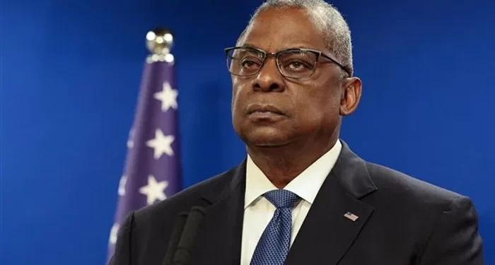 وزير الدفاع الأمريكي يقول إن أمريكا عازمة على منع إيران من “استغلال” الوضع في لبنان لتوسيع الصراع بالشرق الأوسط