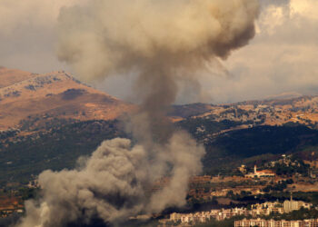 مصر تطالب بوقف “دائم وشامل وفوري” لإطلاق نار بلبنان وغزة وتؤكد تأييدها المبادرات والترتيبات المقترحة لتهدئة شاملة بالمنطقة.. وعباس يدعو لتجميد عضوية إسرائيل في الأمم المتحدة