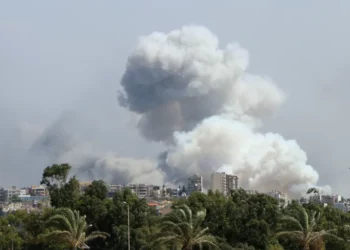 مئات القتلى بأعنف قصف إسرائيلي على لبنان وتحضيرات لاجتياح بري