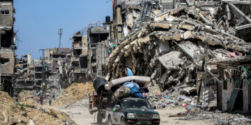 إسرائيل تطالب لأول مرة سكان ضاحية بيروت الجنوبية بالإخلاء الفوري والابتعاد عن مصالح “حزب الله” ومسؤول إسرائيلي يتحدث عن خيار الغزو البري