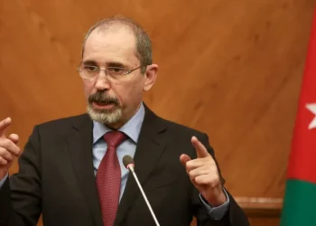 الأردن أبلغ إيران وإسرائيل أنه “سيتصدى لأي تهديد لأمنه”