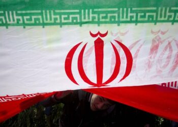 بعد الهجوم الإسرائيلي.. إيران تؤكد أن عزمها على الدفاع عن نفسها “لا حدود له” ضدّ الأعمال العدوانية الأجنبية