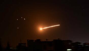 انتهى الرد.. إيران أطلقت وابل صواريخ على إسرئيل