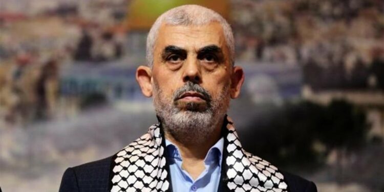 وول ستريت جورنال: السنوار رفض عرضا مصريا لمغادرة غزة.. وأوصى بتعيين مجلس قادة لقيادة وإدارة الفترة الانتقالية بعد استشهاده