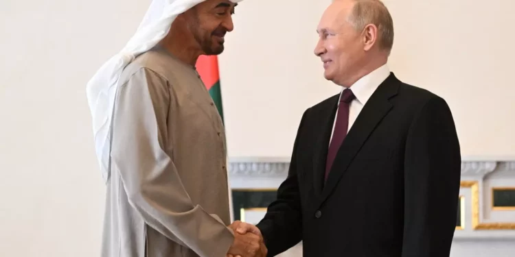 الرئيس بوتين يشكر الرئيس الإماراتي على الوساطة مع أوكرانيا