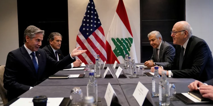 دعوة أميركية أوروبية لحل دبلوماسي في لبنان