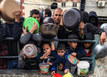 مرصد حقوقي: 400 ألف فلسطيني يموتون جوعا وعطشا شمالي غزة