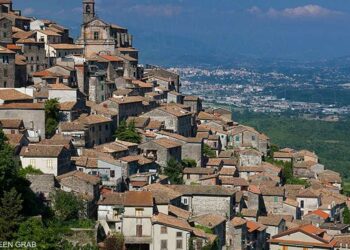 مقابل دولار واحد.. منازل إيطالية للمنزعجين من فوز ترامب !!!