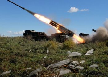 تحذير من “حرب عالمية” بعد ضوء أخضر أميركي لاستهداف عمق روسيا