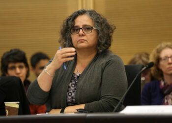 في البرلمان الأوروبي: النائبة العربيّة بالكنيست توما-سليمان: إسرائيل تستغل الحرب لتنفيذ مخطط الضم والتطهير العرقيّ.. حكومة نتنياهو فاشية وتتبنّى سياسة الاحتلال المستمر