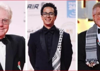 مهرجان القاهرة السينمائي.. كوفية وأعلام فلسطين