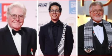 مهرجان القاهرة السينمائي.. كوفية وأعلام فلسطين