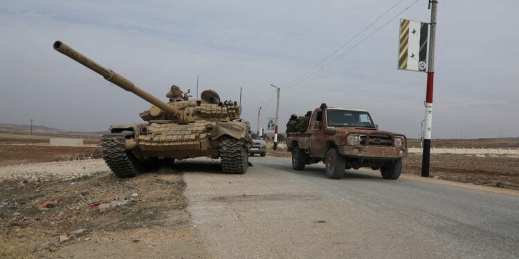 رئيس حكومة النظام السوري: مستعدون للتعاون مع أي قيادة يختارها الشعب