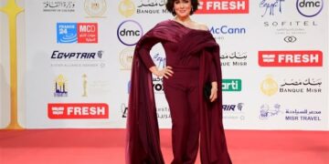 سلاف فواخرجي: أتمنى لبلدي أن تكون أحسن البلدان