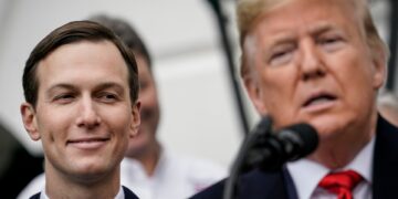 ترامب يختار والد صهره تشارلز كوشنر سفيرا للولايات المتحدة بفرنسا