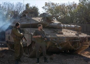 الجيش الإسرائيلي دمر 80 بالمئة من قدرات الجيش السوري بعد غارات عنيفة