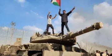 “هآرتس”: 7 أكتوبر كان بداية أحداث غير متوقعة غيرت شكل الشرق الأوسط