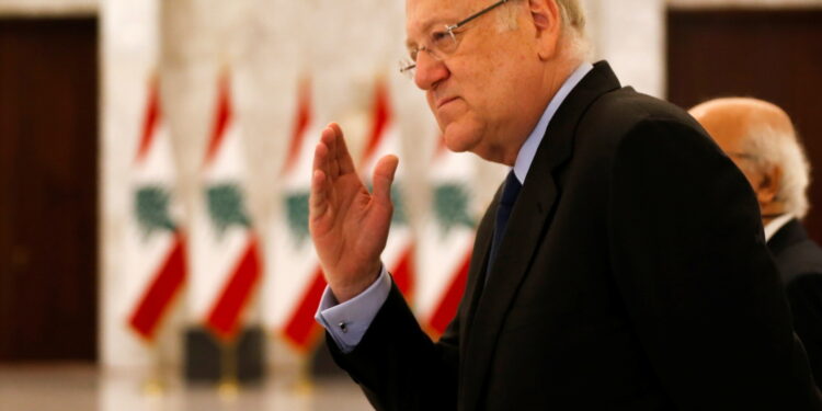 ميقاتي يدعو اللاجئين السوريين في لبنان للعودة إلى بلدهم