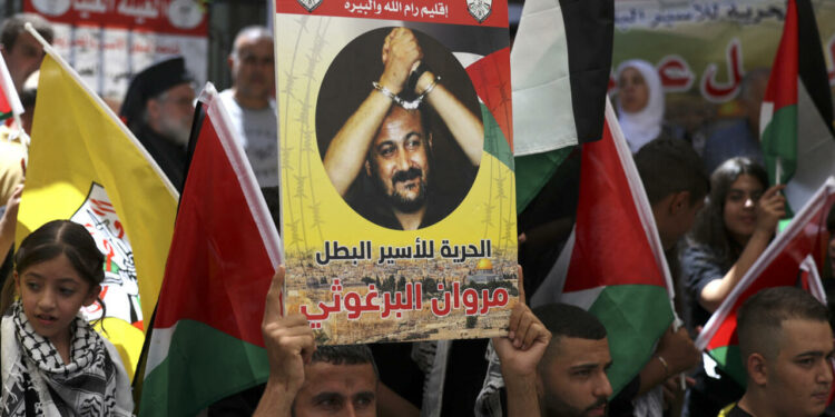 من هم أبرز المعتقلين الفلسطينيين في السجون الإسرائيلية؟