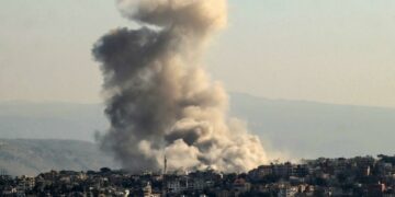 22 شهيدًا على الأقل بينهم جندي وعشرات الإصابات بنيران الجيش الإسرائيلي جنوب لبنان بينما يُحاول المئات دخولها.. والأمم المتحدة تتهم اسرائيل بعد الالتزام بإتفاق وقف اطلاق النار