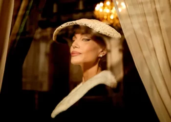 أنجلينا جولي في “ماريا”.. تجسيد معقد لحياة أسطورة الأوبرا