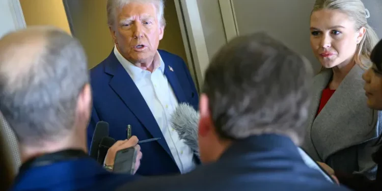 رفض عربي وإسلامي لدعوة ترامب لتهجير الفلسطينيين ومحاولات تصفية القضية الفلسطينية ودعوات لدعم إقامة دولتهم