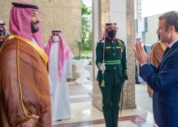 هاتفيا.. ابن سلمان وماكرون يدعمان تشكيل حكومة لبنانية قوية ويبحثان مستجدات الأحداث الإقليمية